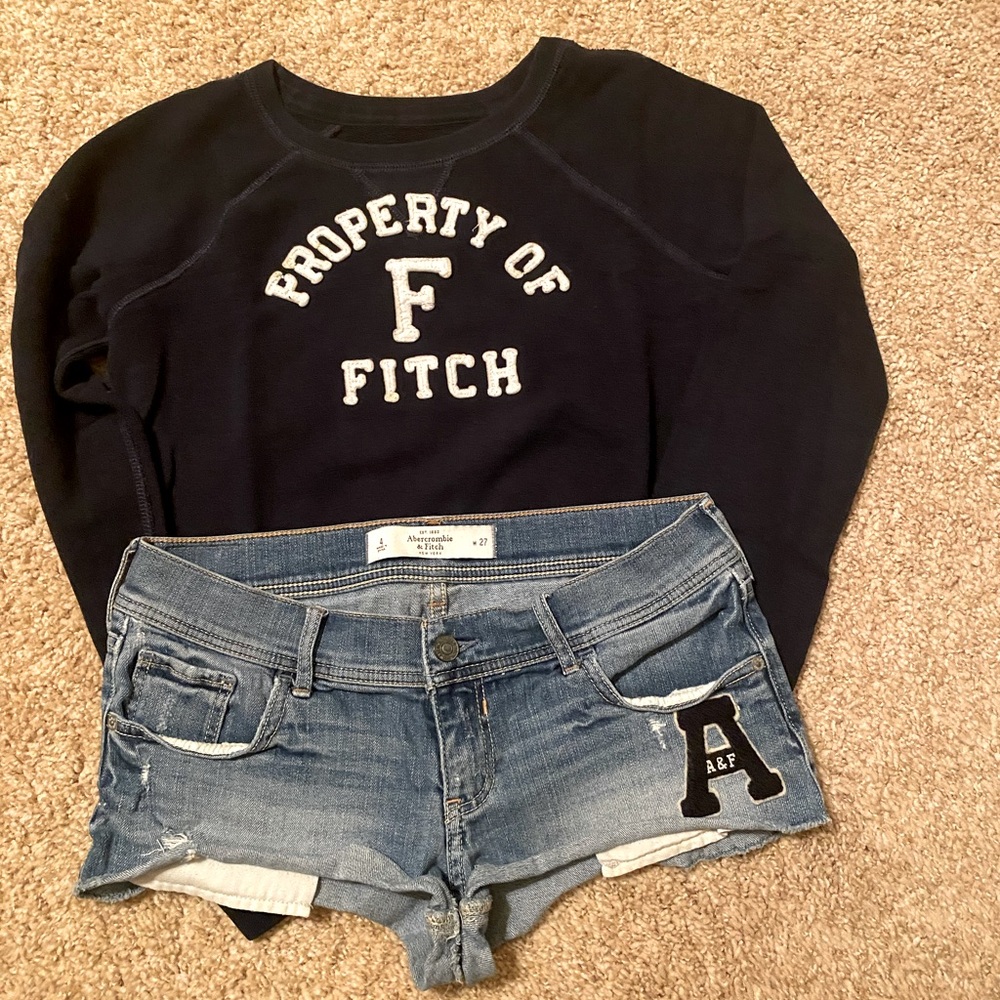 Abercrombie & Fitch Navy Blue Sweatshirt